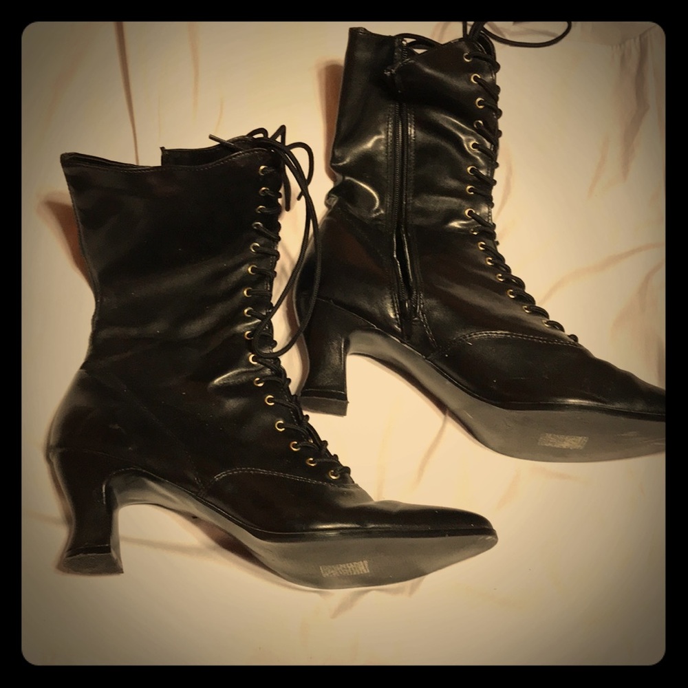 Vintage looking black boots